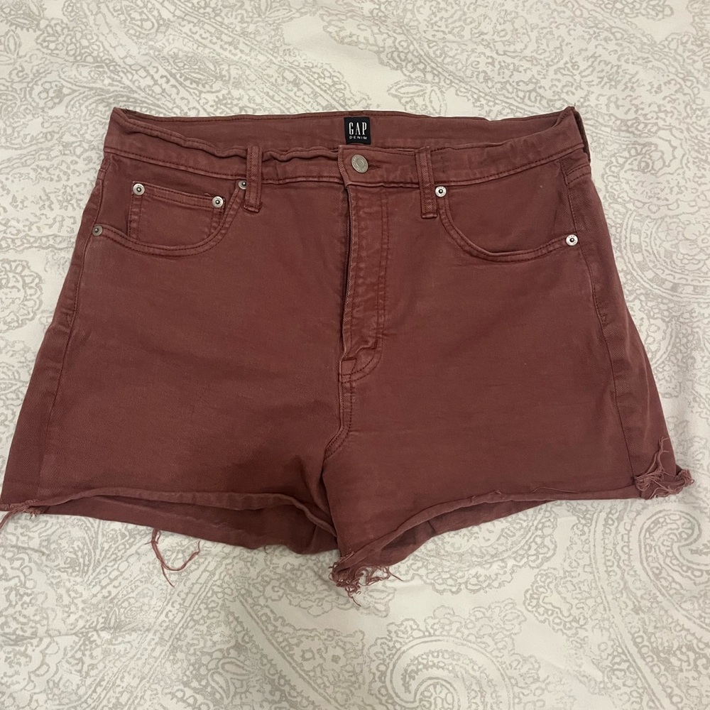 GAP Jean Shorts High-Waisted Frayed Hem